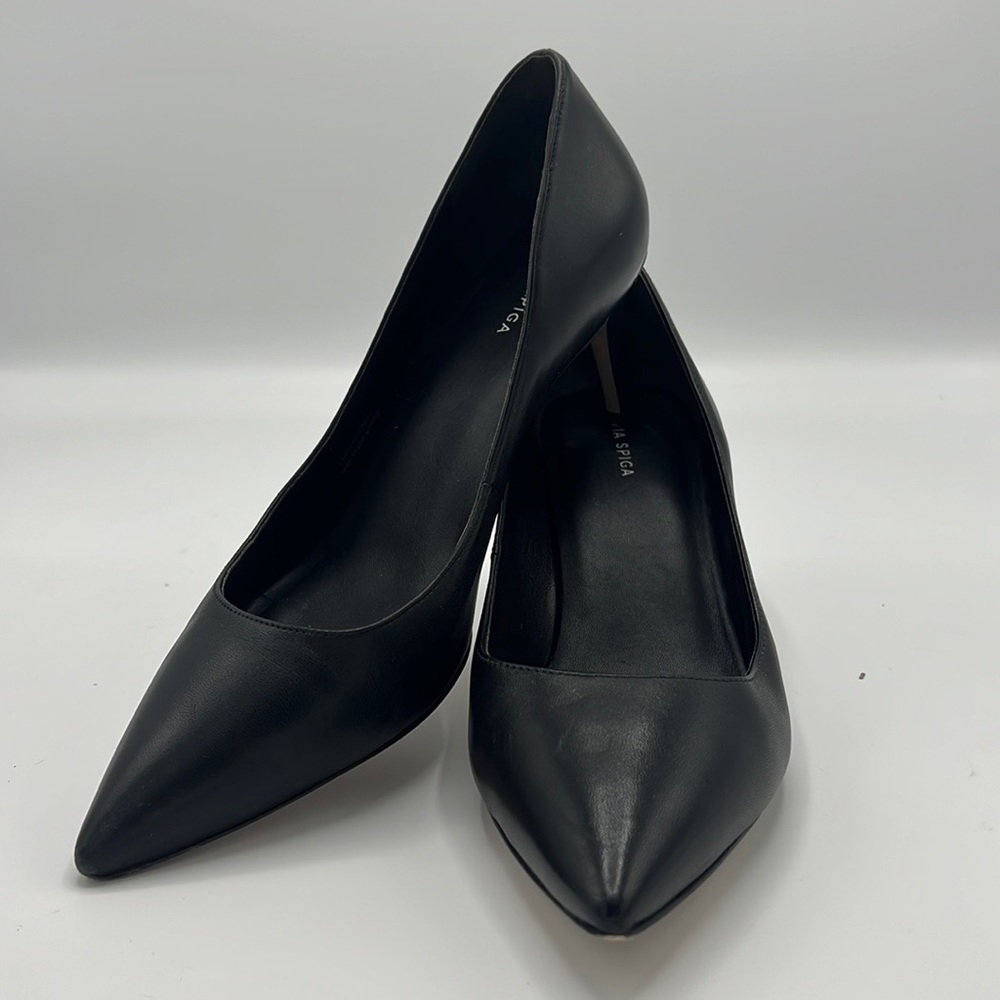 Via Spiga Gya Black leather pumps
